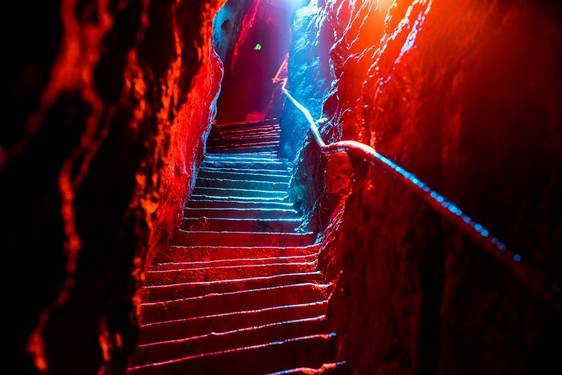 靈巫洞：我的魅力，等你來發(fā)現(xiàn)